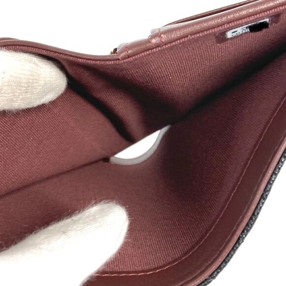 CHANEL AP3791 CC CC Mark Quilted Matelasse Logo Folded wallet case Unused - Picture 9 of 13